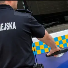 Czy straż miejska może dać mandat? Sprawdź uprawnienia i typowe wykroczenia